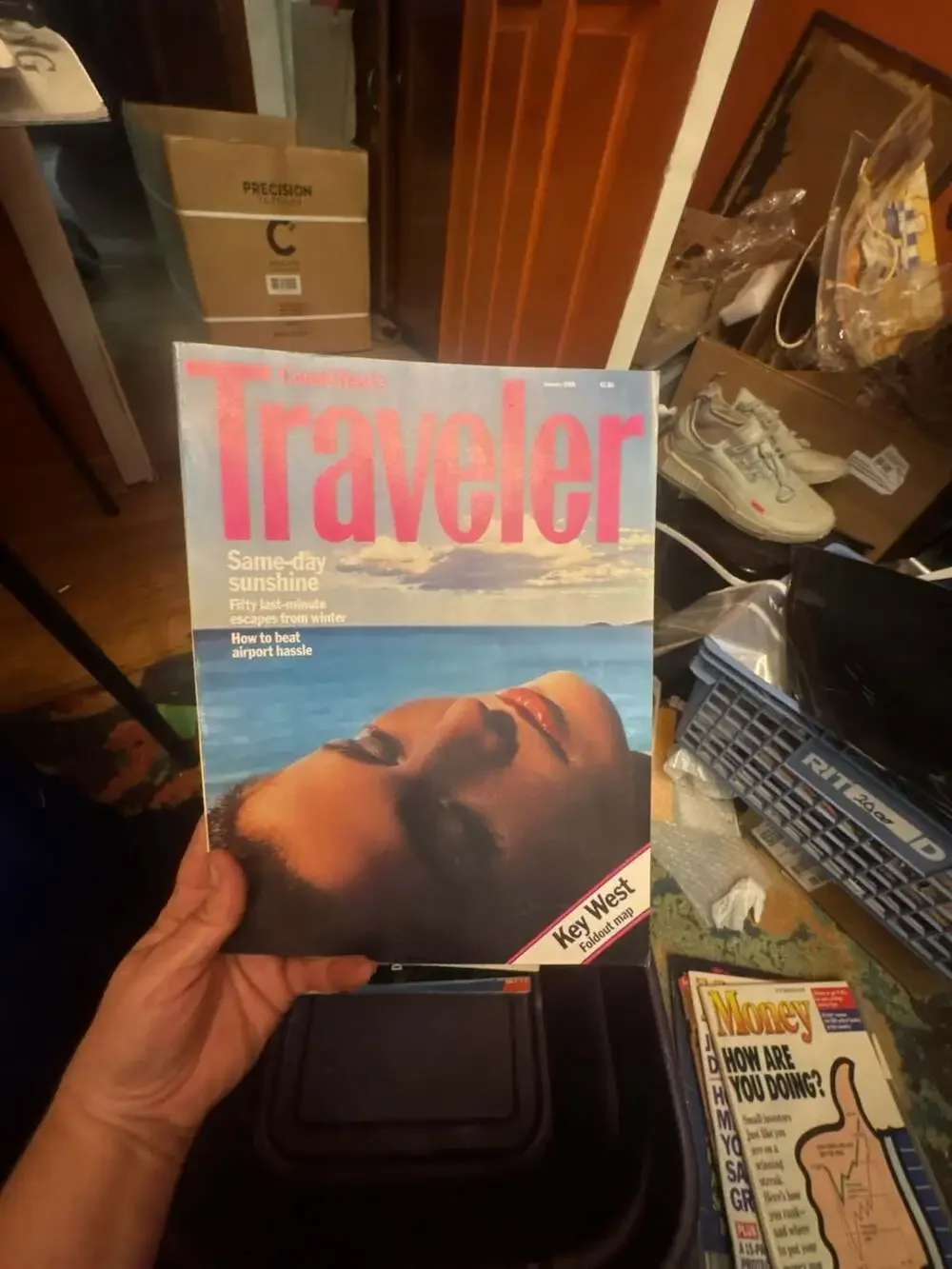 Conde Nast's Traveler Magazine January 1989